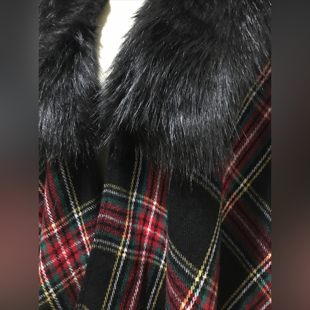 J. Crew Black Plaid Wrap with Faux Fur Collar - Picture 10 of 10